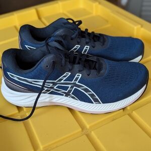 Women's Asics Gel-Excite 9